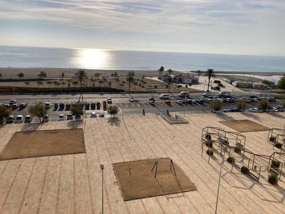 Apartment Vistas Frontales Al Mar Empuriabrava
