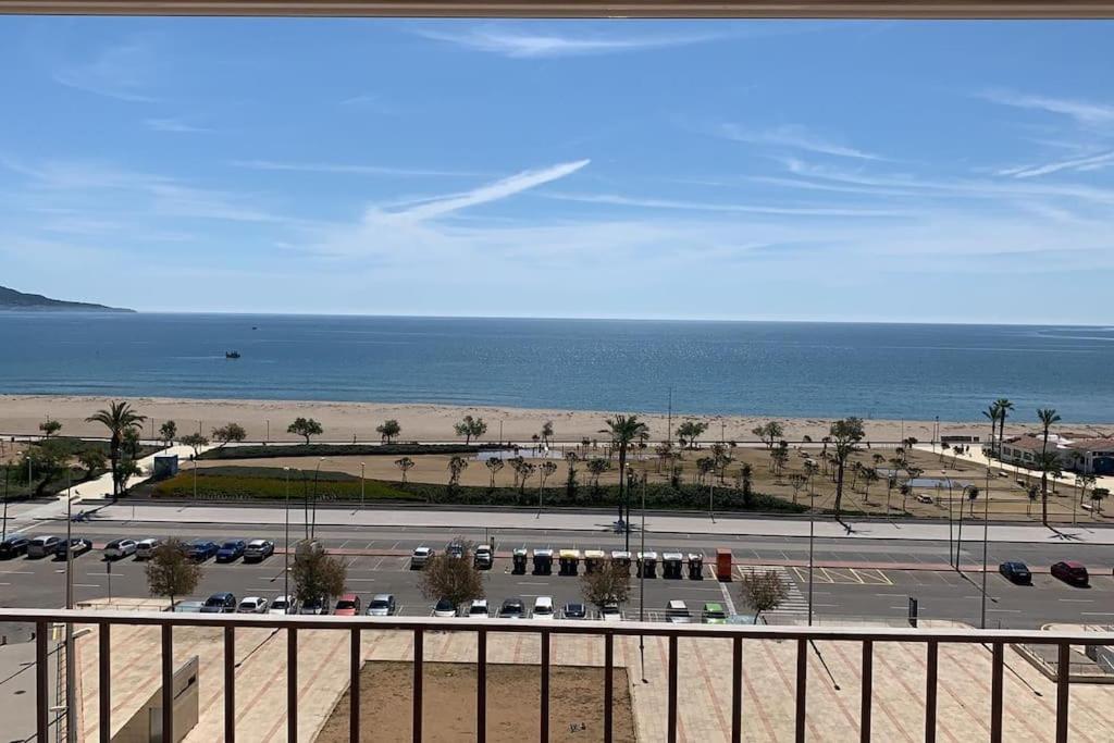 Vistas Frontales Al Mar Empuriabrava